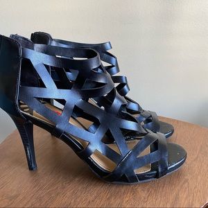 Fergalicious Womens shoes size 8 1/2 Black